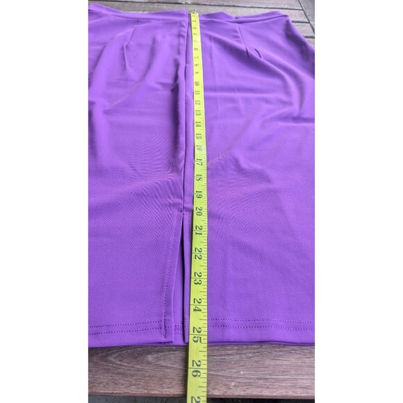 πNWT Purple Two-Piece Suit β Medium Top, Large Skirt - Picture 10 of 10